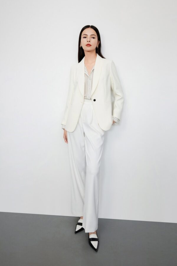 #color_Off White