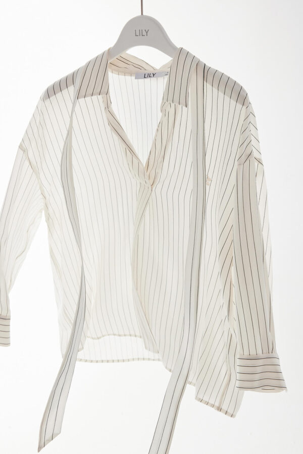 #color_Off White