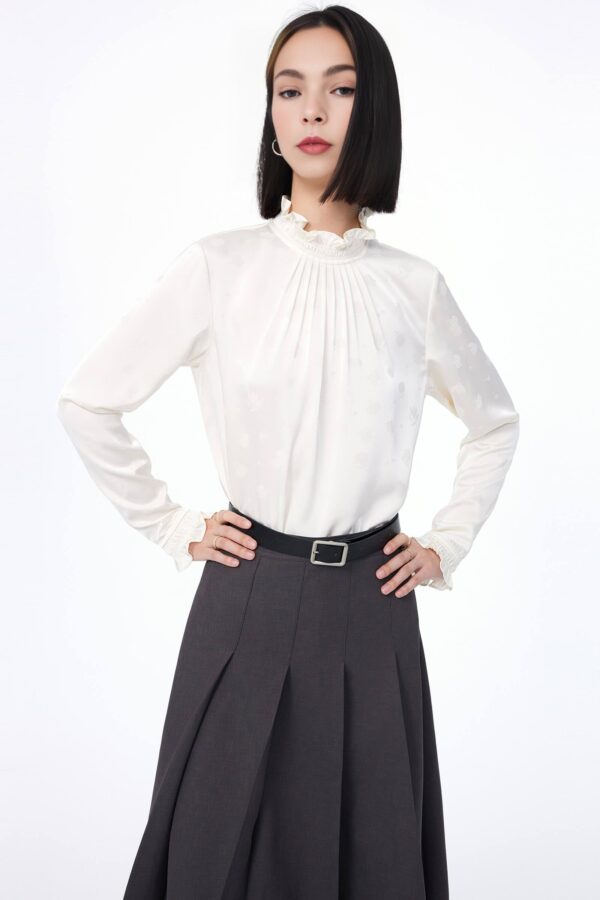 #color_Off White