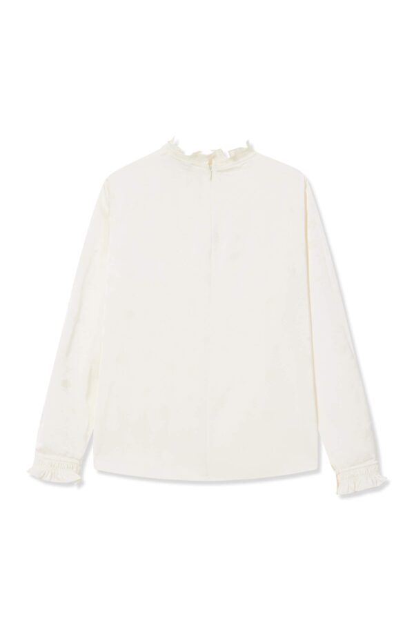 #color_Off White