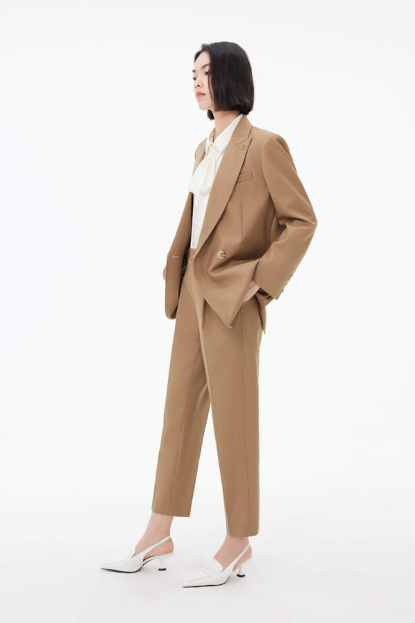 #color_Khaki
