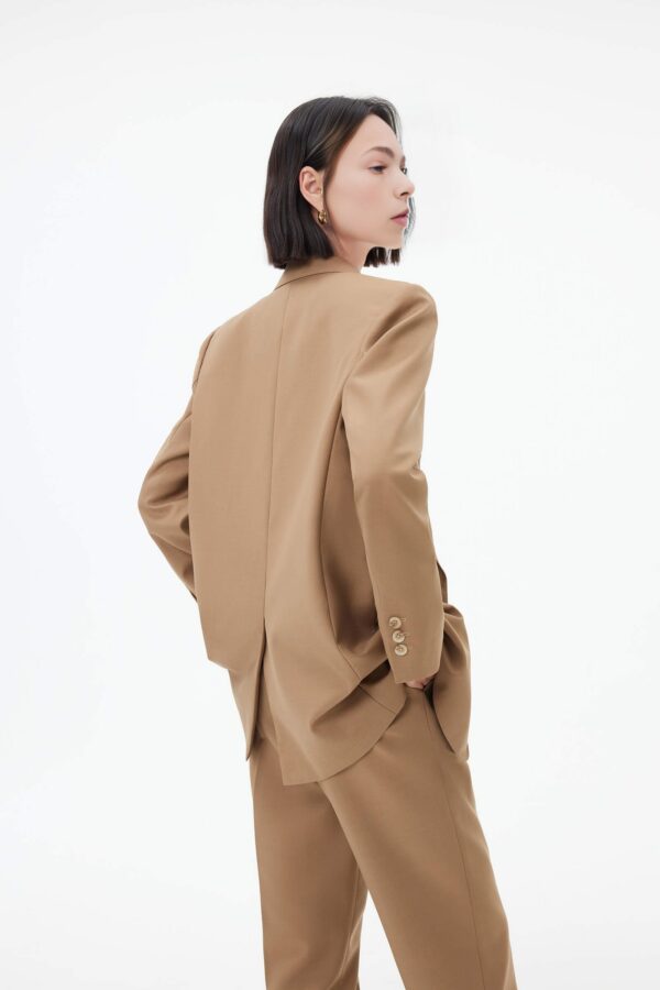 #color_Khaki