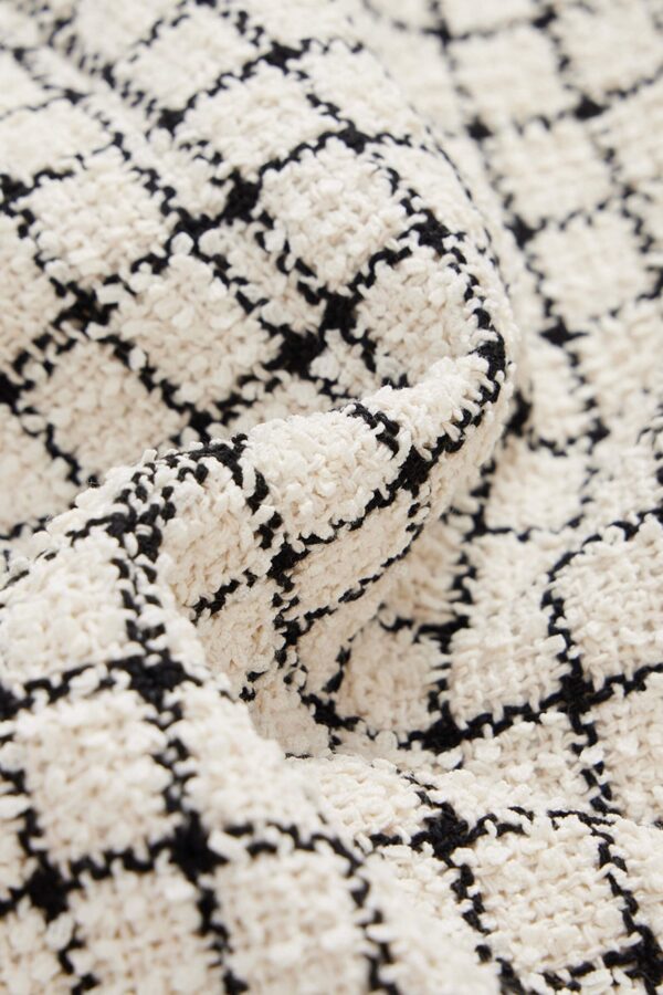 #color_Off White