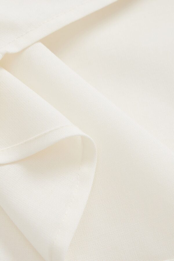 #color_Off White