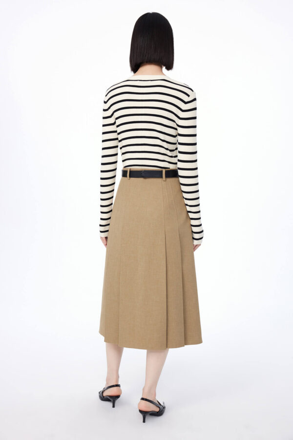 #color_Khaki