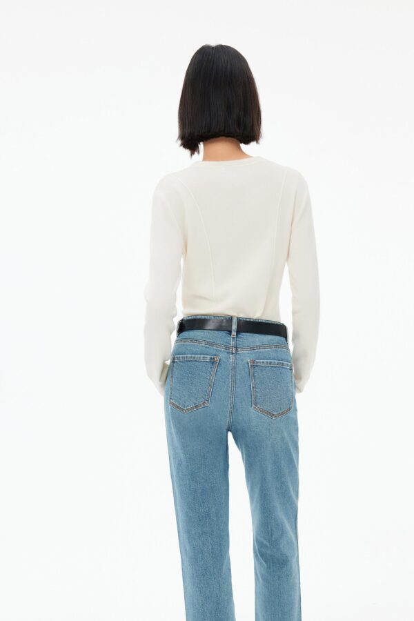 #color_Off White