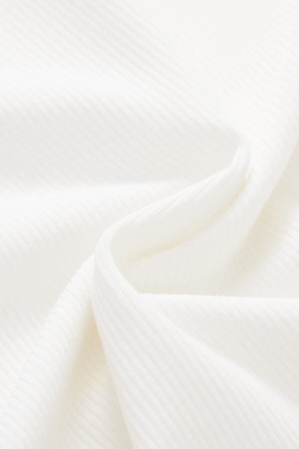 #color_Off White