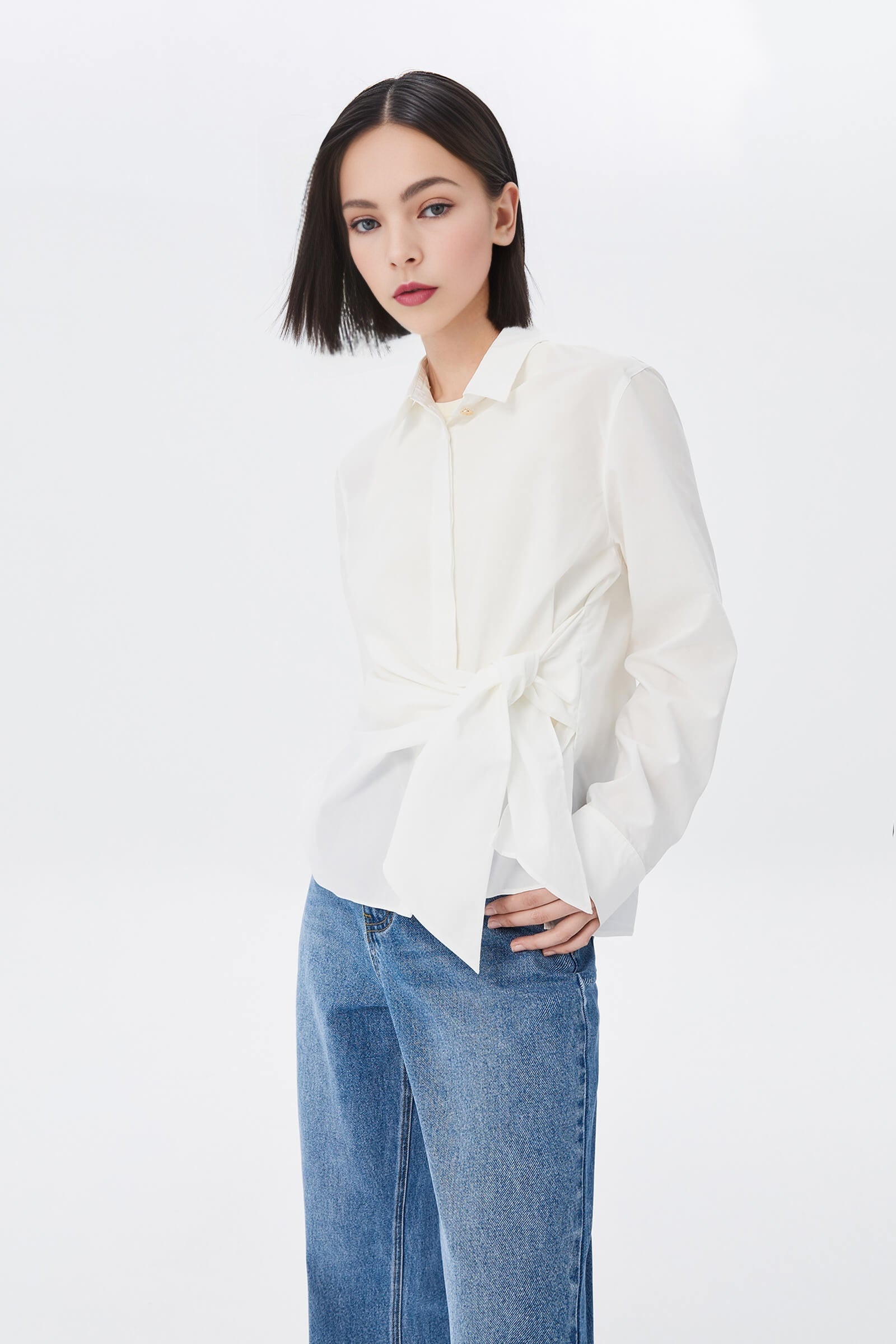 #color_White