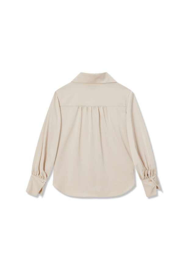 #color_Off White