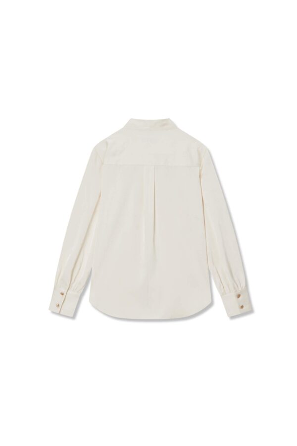 #color_Off White