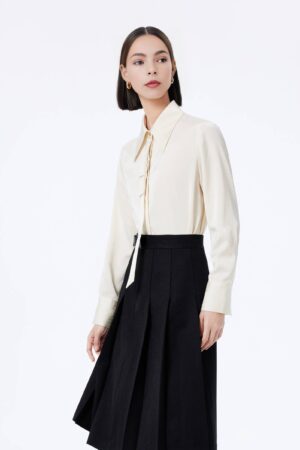 #color_Off White