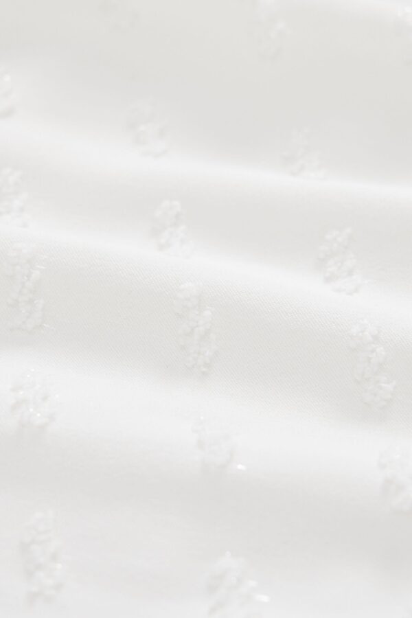 #color_Off White