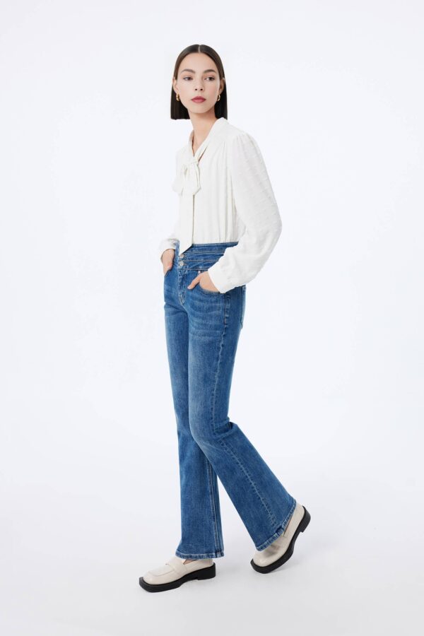#color_Off White