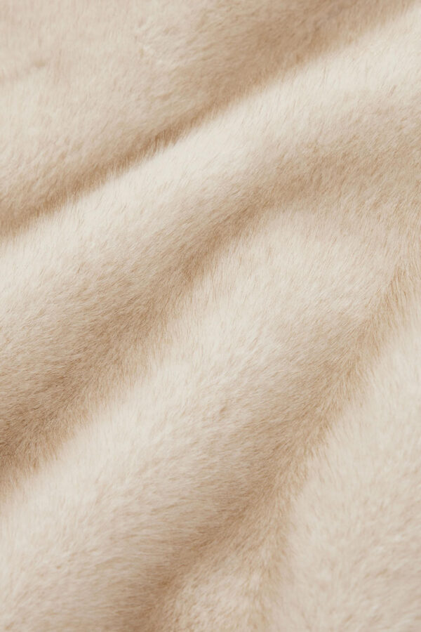 #color_Off White
