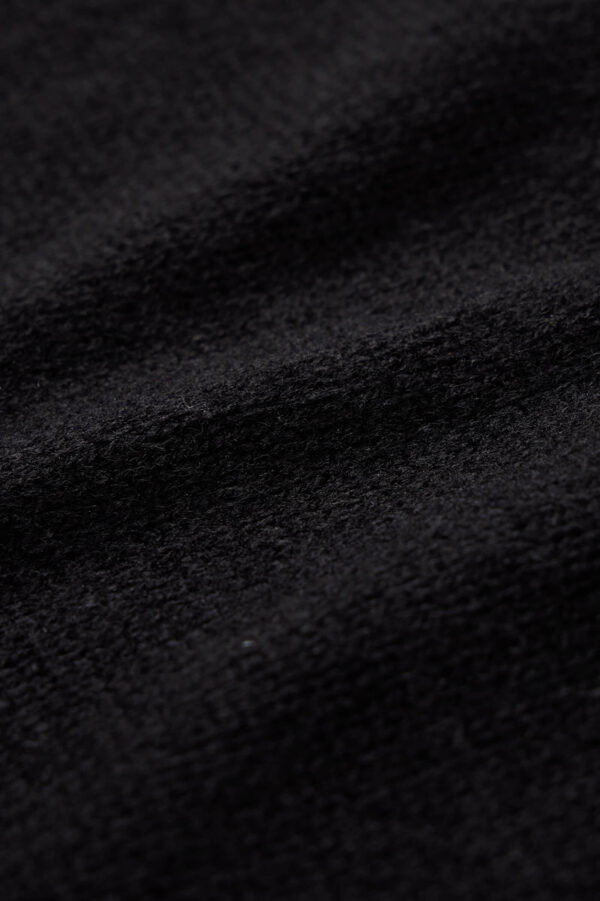 #color_Black