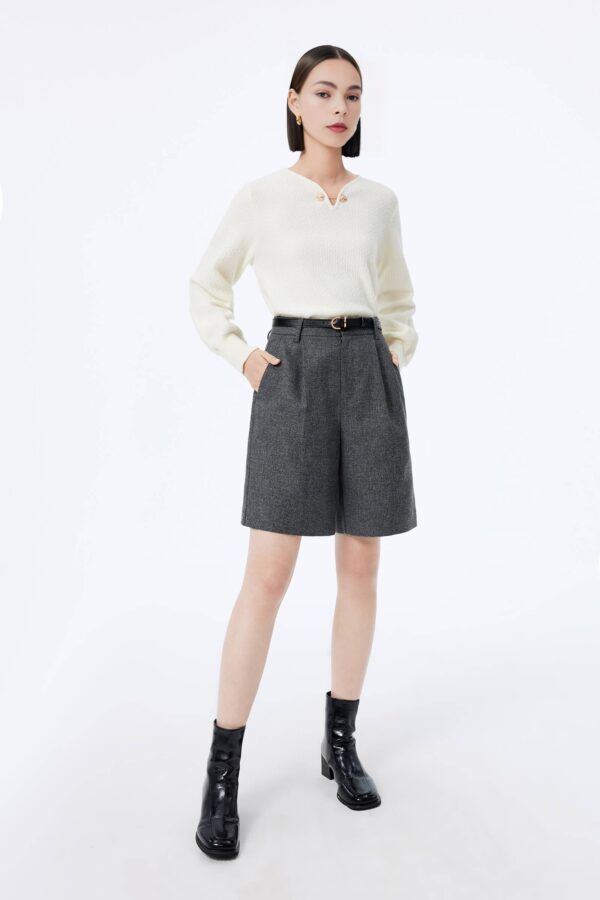 #color_Off White