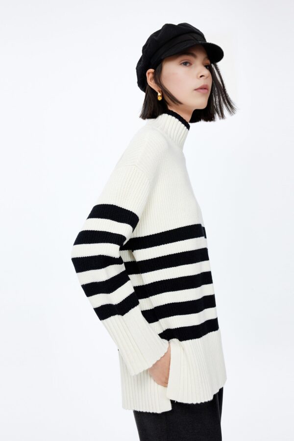 #color_Off White