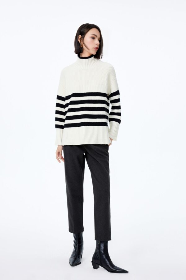 #color_Off White