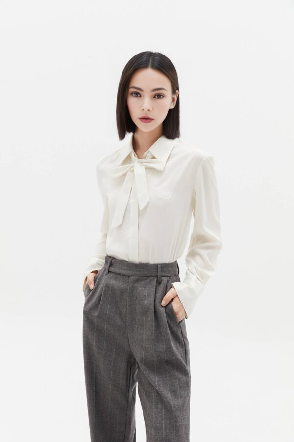 #color_Off White