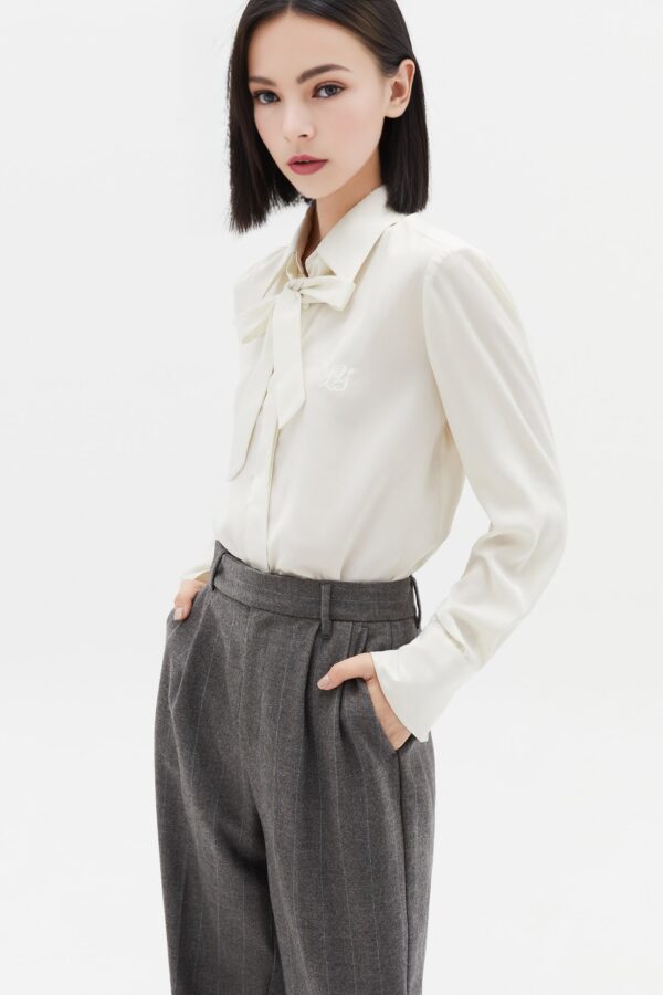 #color_Off White