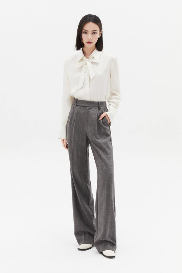 #color_Off White