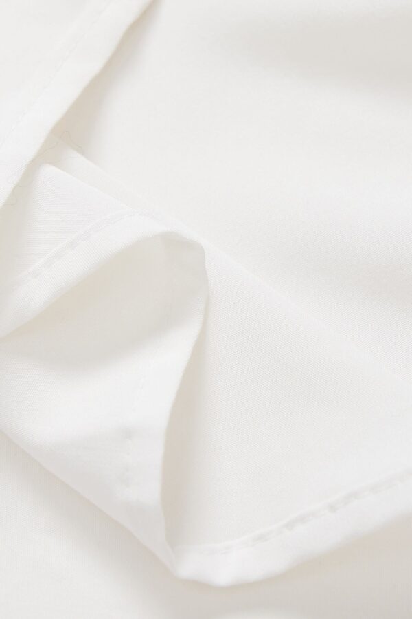 #color_Off White