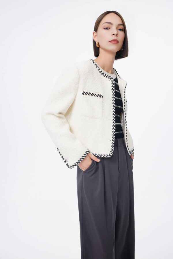 #color_Off White