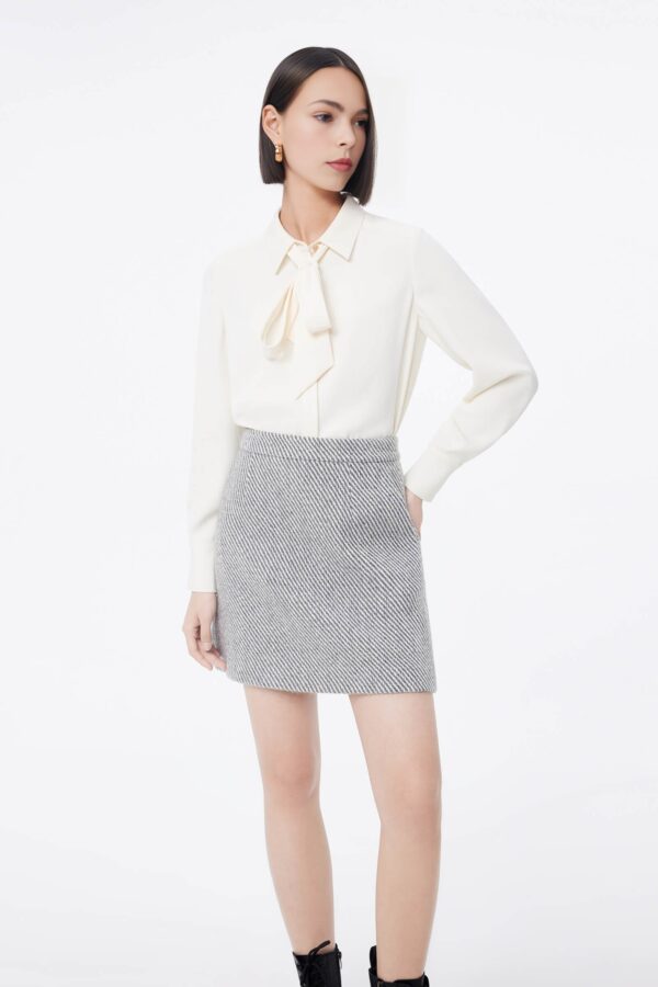 #color_Off White
