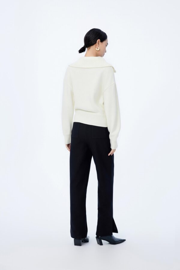 #color_Off White