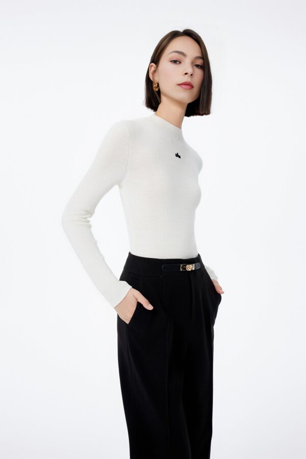 #color_Off White