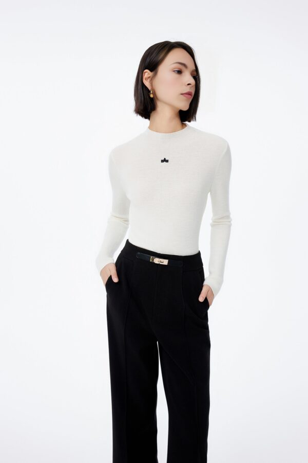 #color_Off White