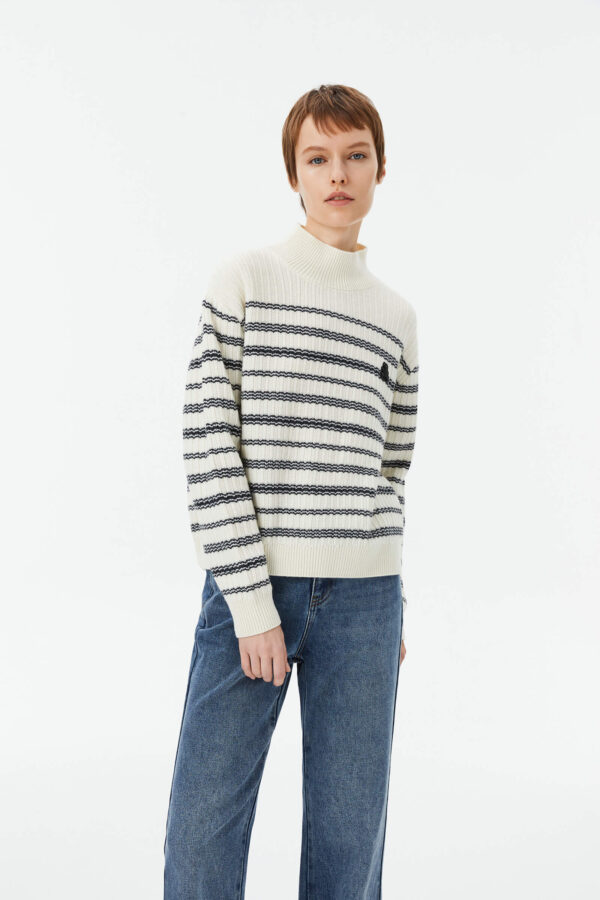 #color_Off White
