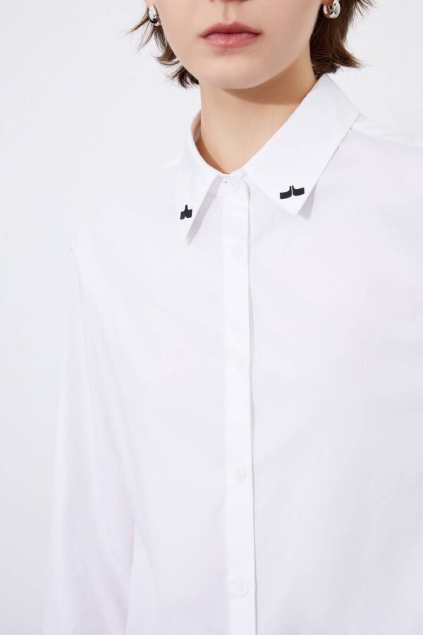 #color_Off White
