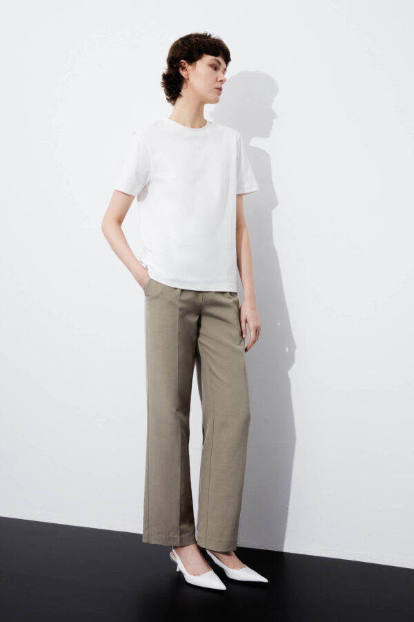 #color_Off White