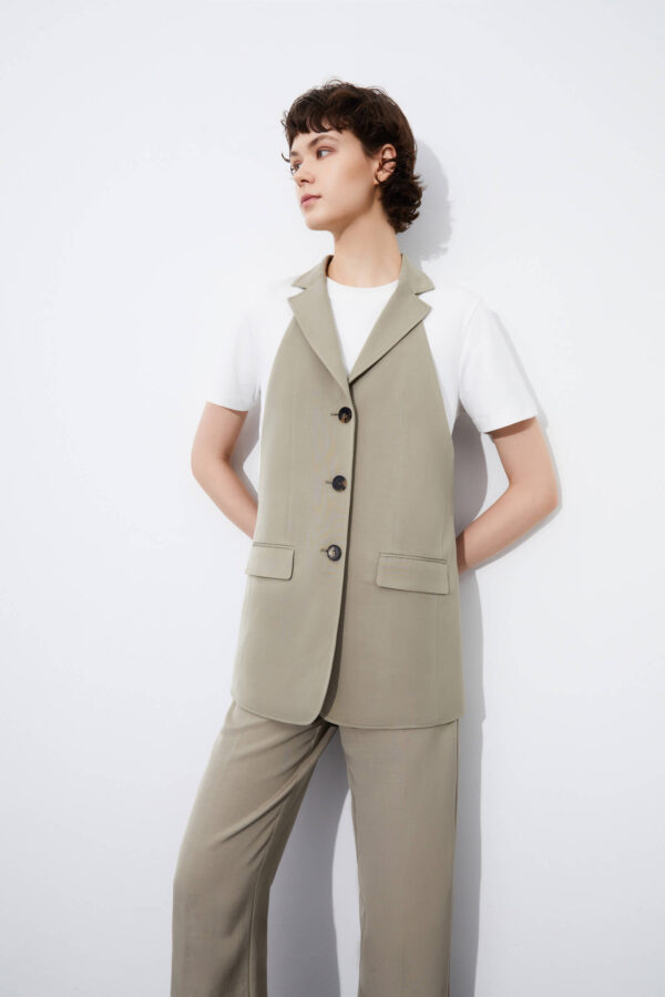 #color_Off White