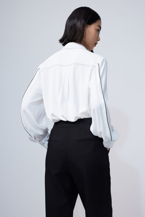#color_Off White