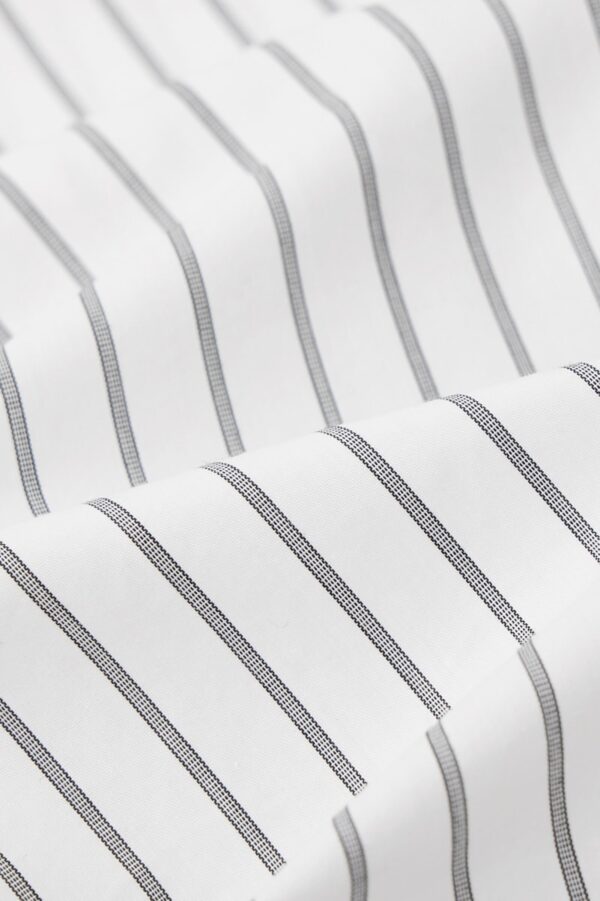 #color_White