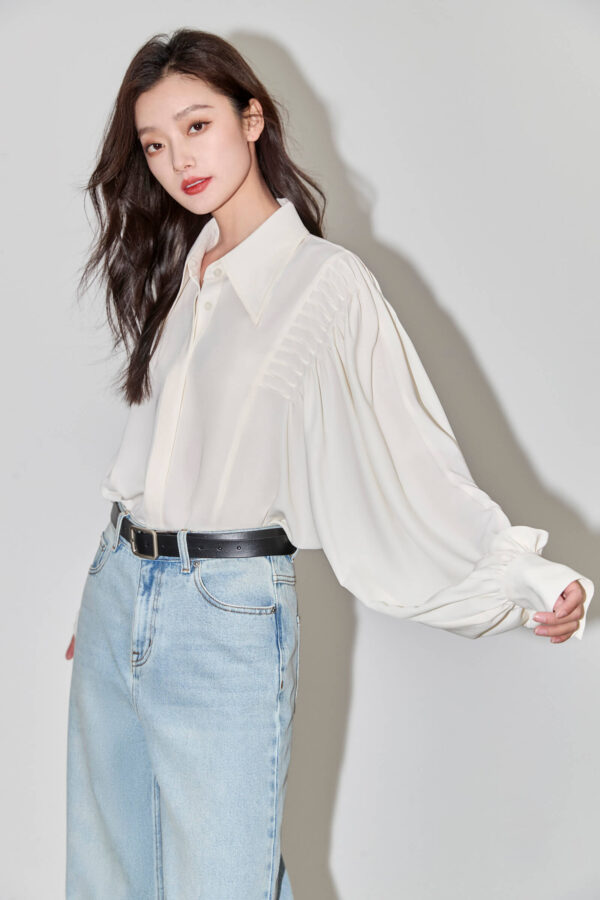 #color_Off White