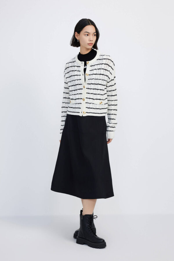 #color_Off White
