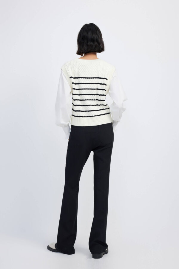 #color_Off White