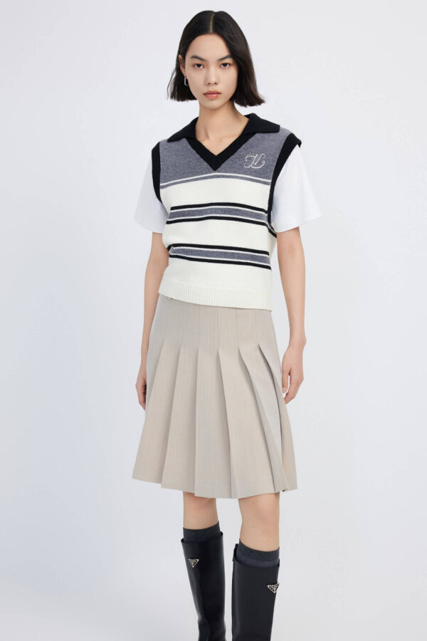 #color_Off White