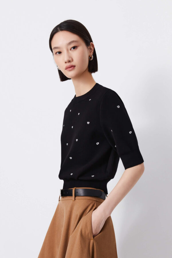 #color_Black