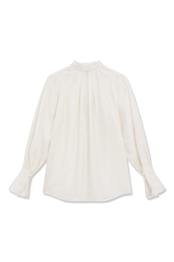 #color_Off White