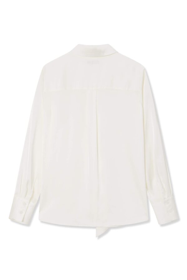 #color_Off White