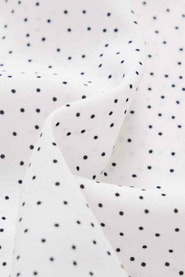 #color_Off White
